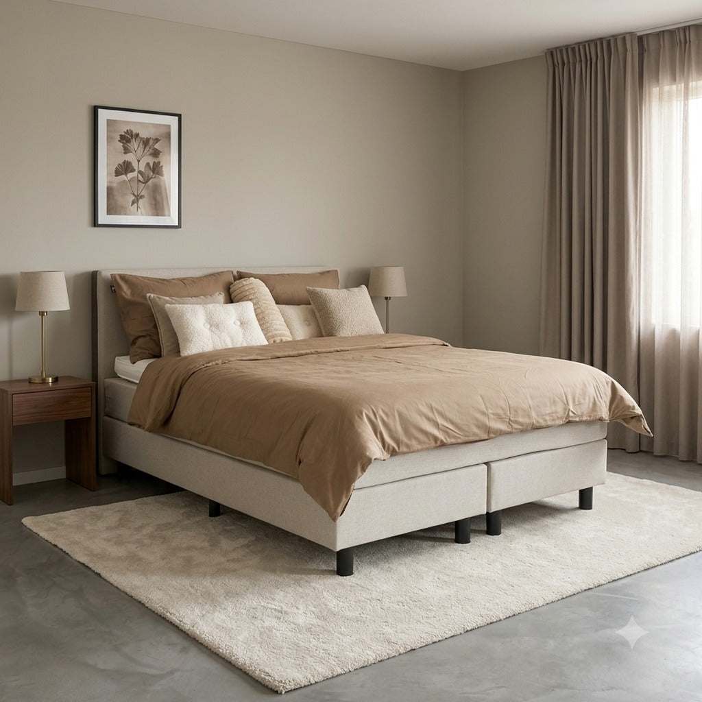 Spring Cloudy boxspring schuin gezien, compleet met matras