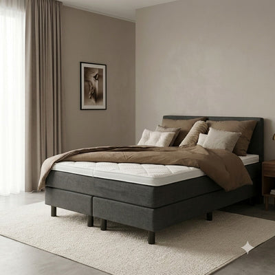 Spring Cloudy boxspring donkergrijs met de topper zichtbaar