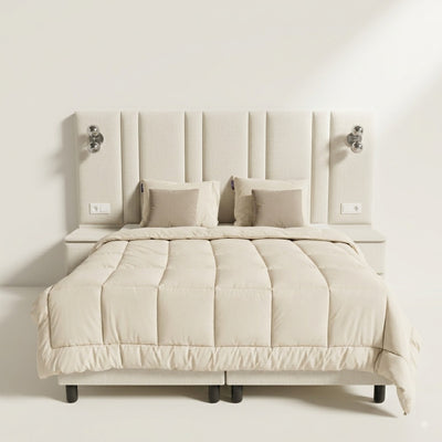Premium boxspring op maat op witte achtergrond, volledige breedte van het hoofdbord